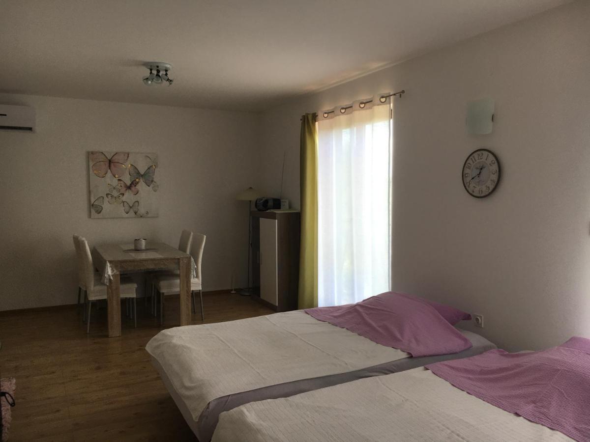 Apartment Vista Lupoglav  المظهر الخارجي الصورة