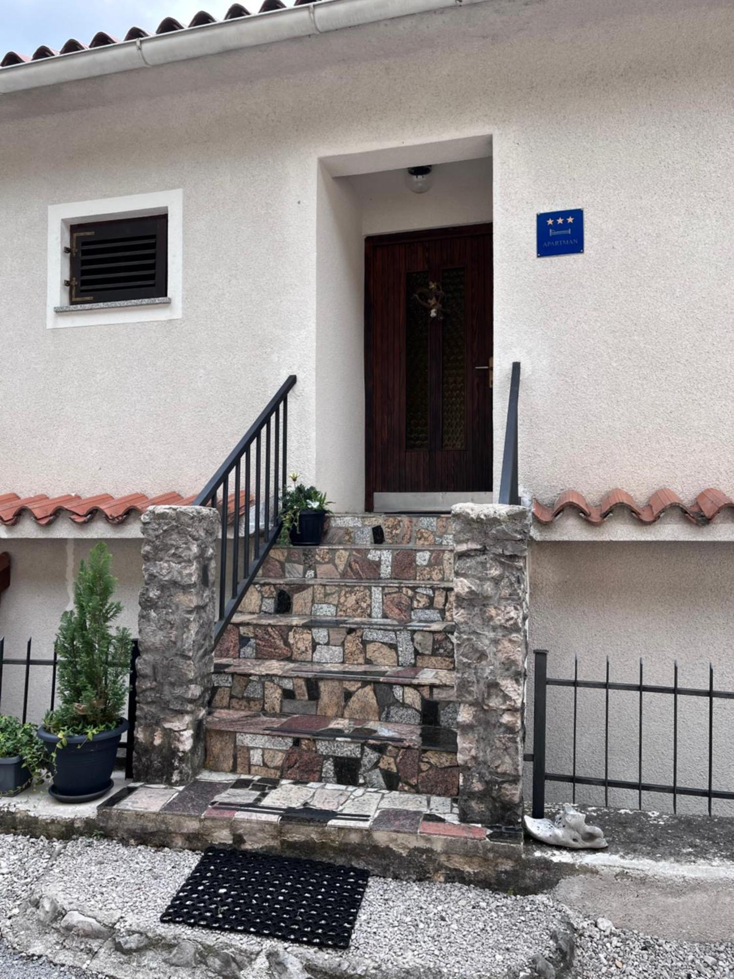 Apartment Vista Lupoglav  المظهر الخارجي الصورة